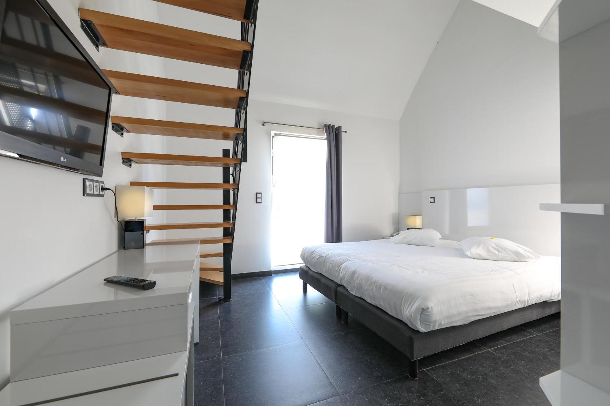 Hotel Bo Rivage Neufchâteau Eksteriør billede